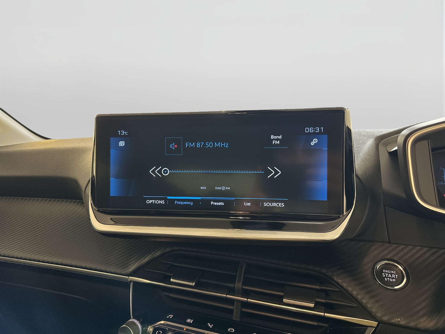 Used Peugeot 208 2022 for sale - 77829947: Photo 24