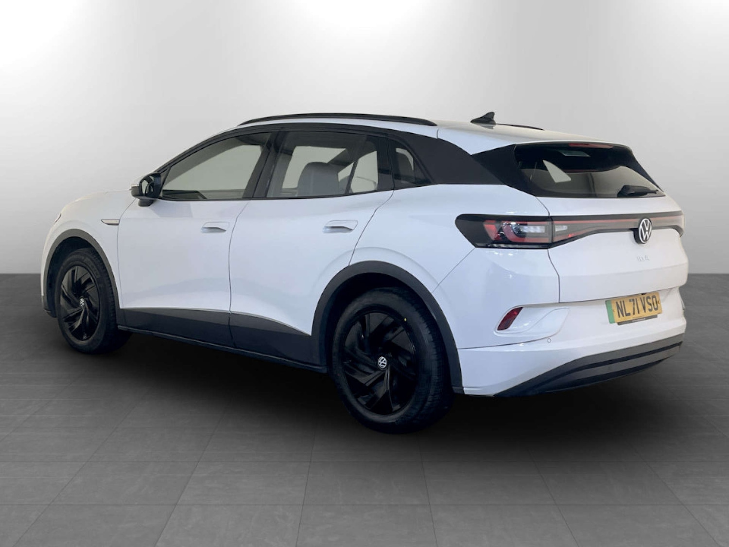 Used Volkswagen ID.4 2021 for sale - 77778178: Photo 8