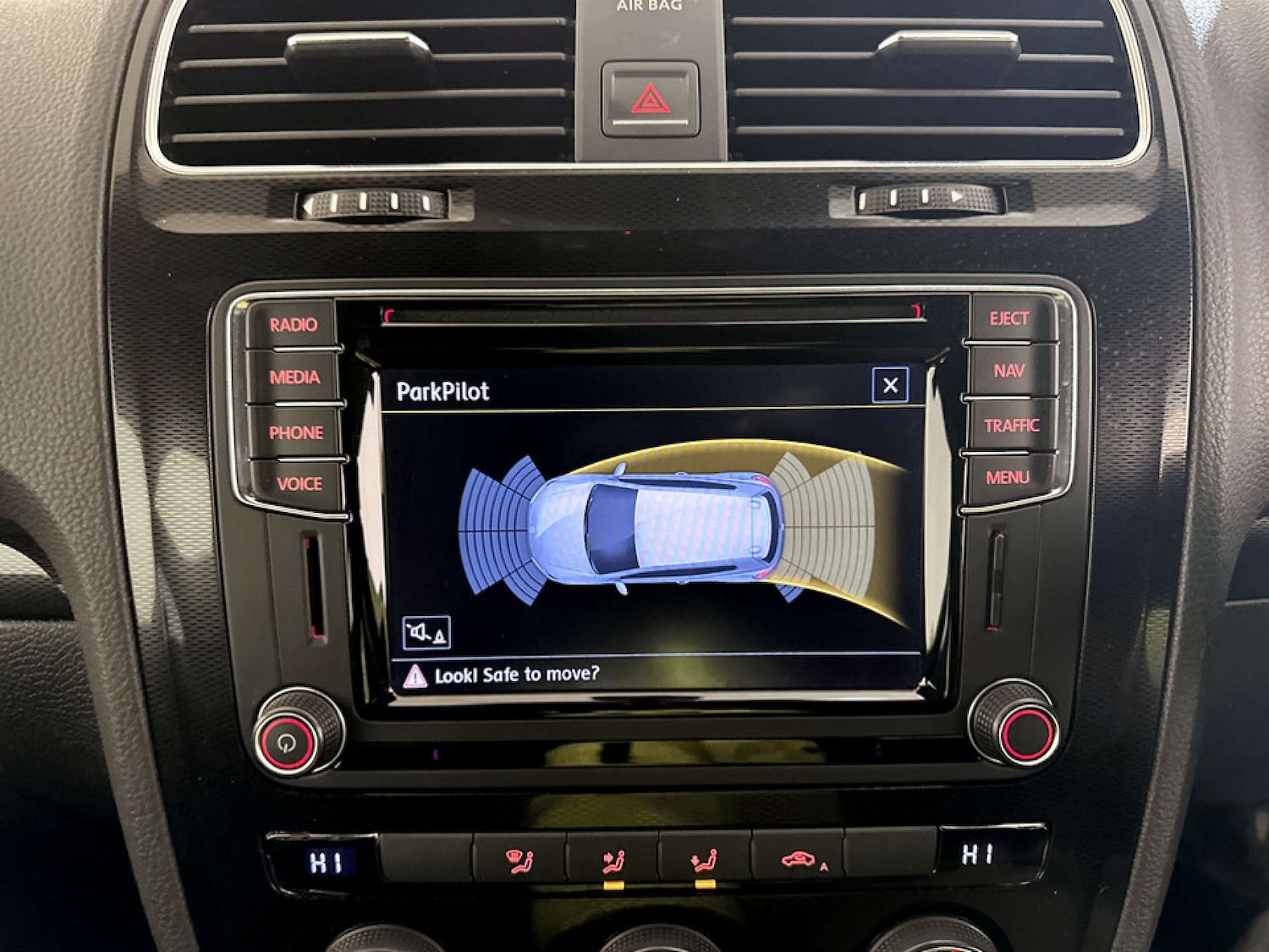 Used Volkswagen Scirocco 2017 for sale - 77328611: Photo 19