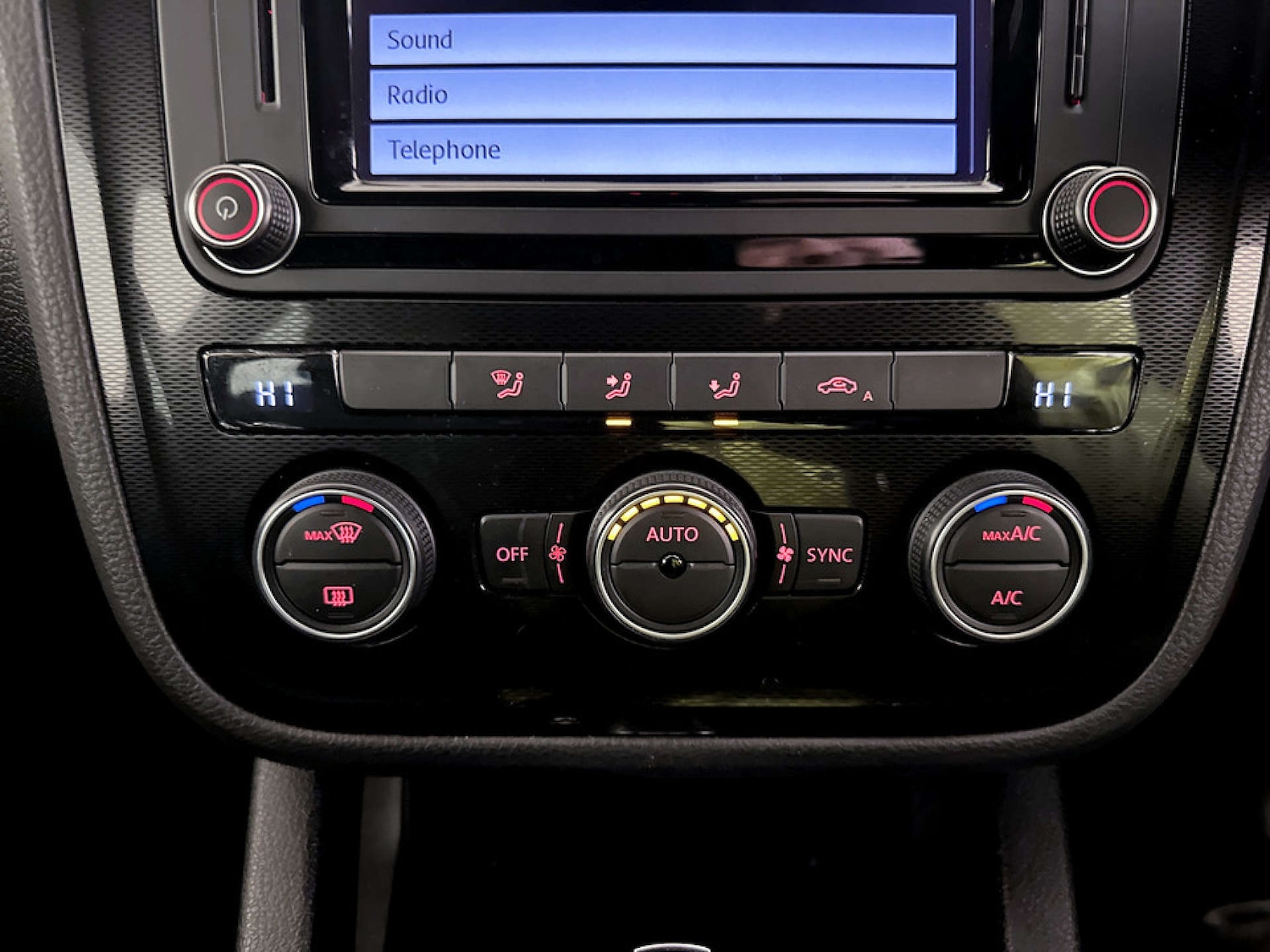 Used Volkswagen Scirocco 2017 for sale - 77328611: Photo 23