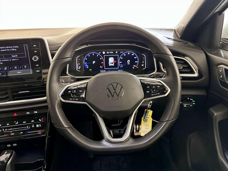 Used Volkswagen T-Roc 2022 for sale - 76844900: Photo 16