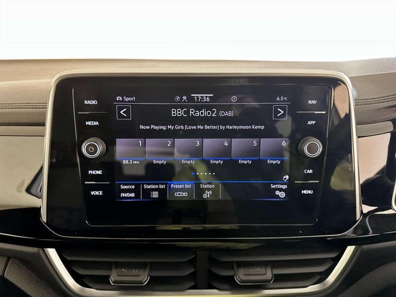 Used Volkswagen T-Roc 2022 for sale - 76844900: Photo 22