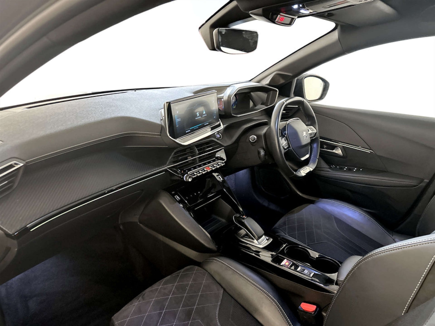 Used Peugeot 208 2021 for sale - 77207660: Photo 12