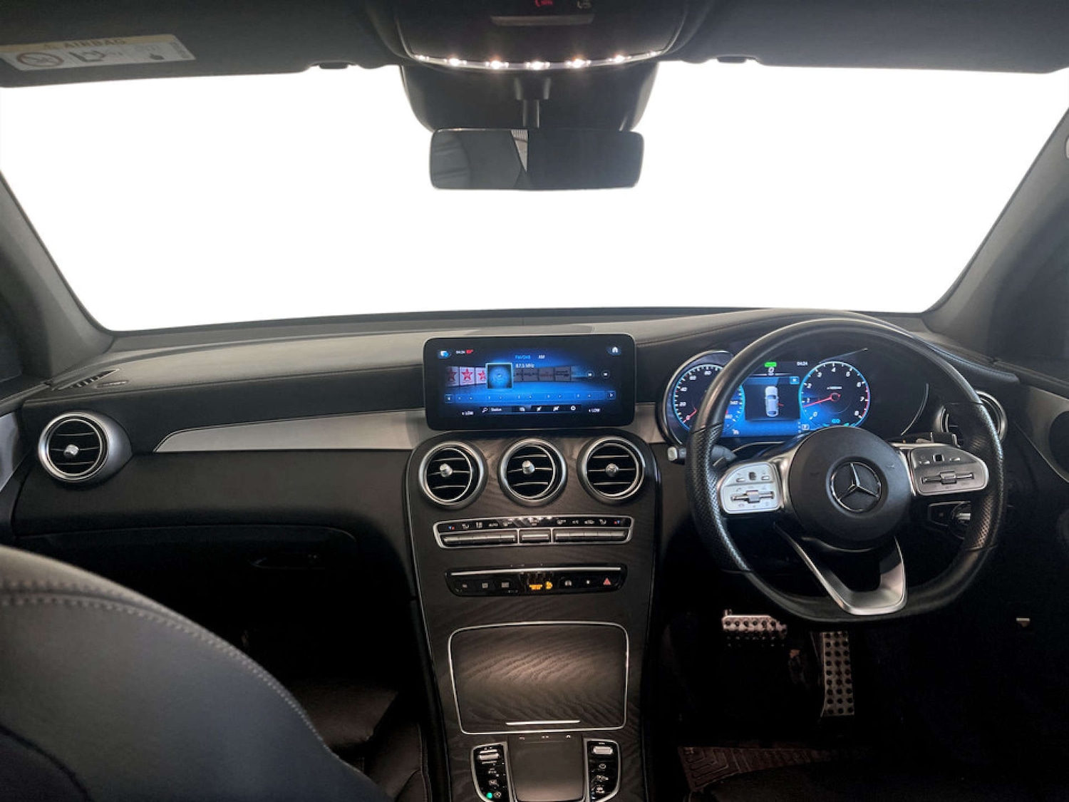 Used Mercedes-Benz GLC 2021 for sale - 77506933: Photo 3