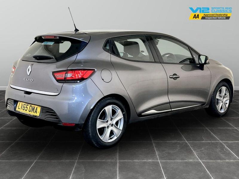 Used Renault Clio 2015 for sale - 76734744: Photo 10
