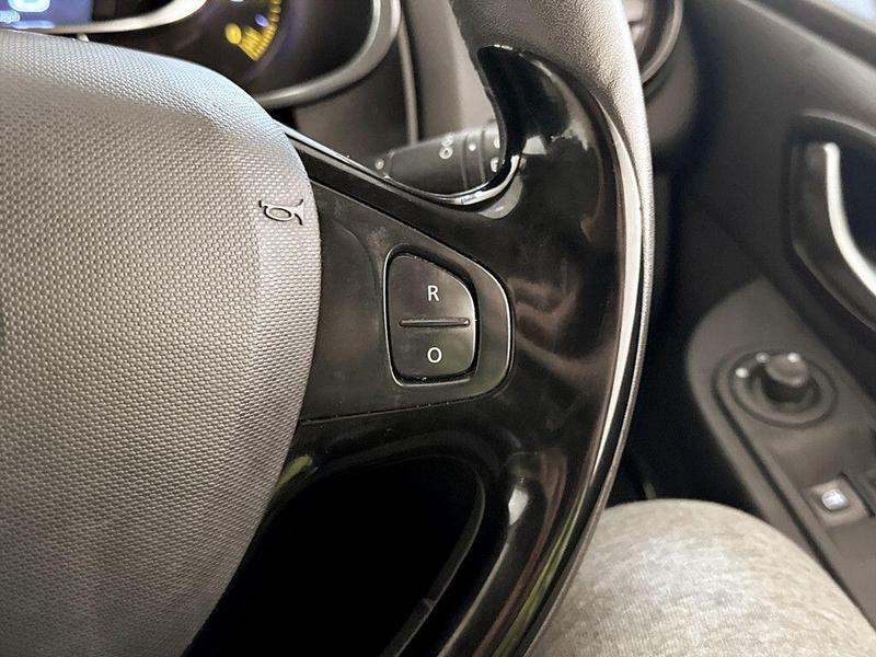 Used Renault Clio 2015 for sale - 76734744: Photo 18