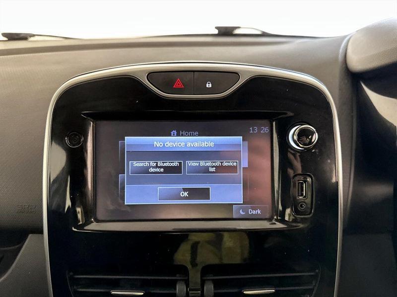 Used Renault Clio 2015 for sale - 76734744: Photo 22