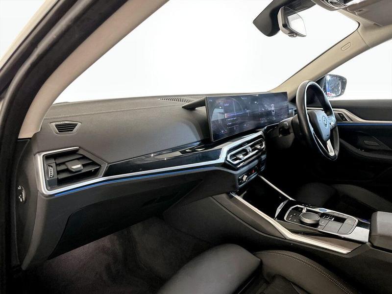 Used BMW i4 2023 for sale - 76616229: Photo 12