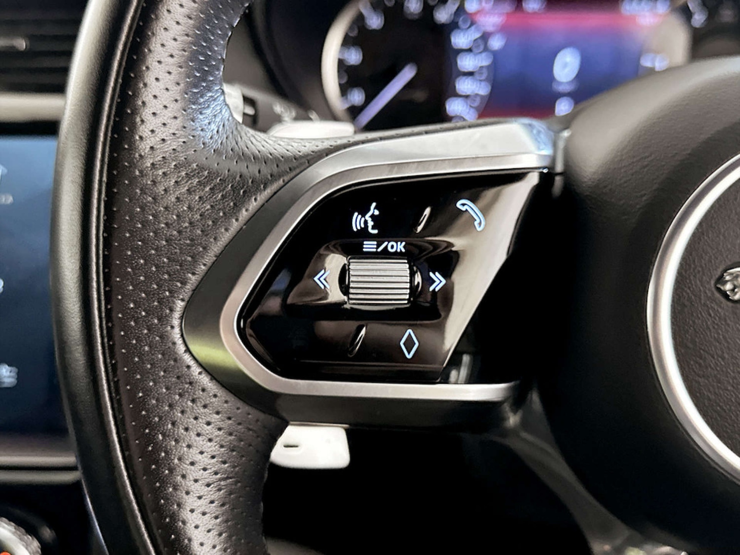 Used Jaguar E-Pace 2021 for sale - 77185842: Photo 18