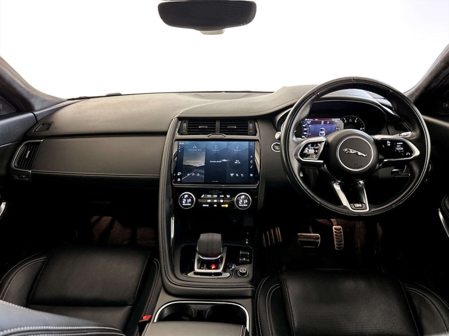 Used Jaguar E-Pace 2021 for sale - 77185842: Photo 3