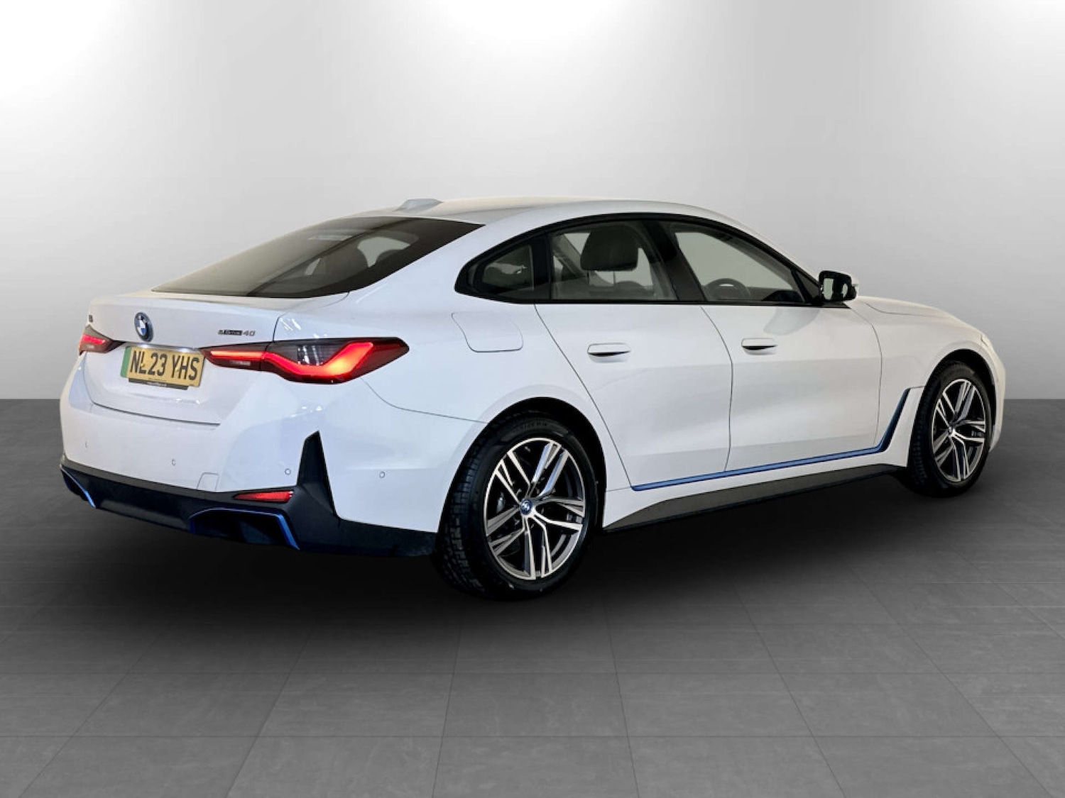 Used BMW i4 2023 for sale - 77186037: Photo 10