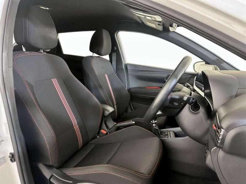 Used Hyundai i20 2023 for sale - 76266088: Photo 13