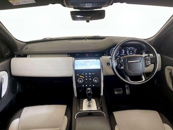 Used Land Rover Discovery Sport 2020 for sale - 76826117: Photo