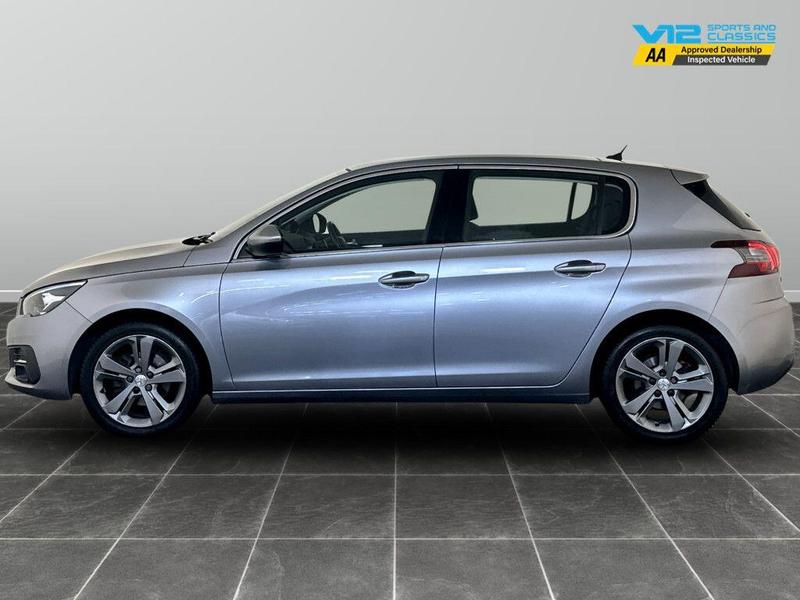 Used Peugeot 308 2018 for sale - 76534465: Photo 7