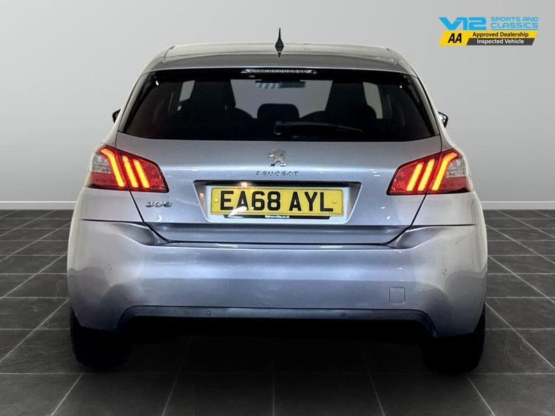 Used Peugeot 308 2018 for sale - 76534465: Photo 9