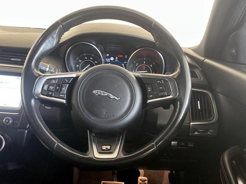 Used Jaguar E-Pace 2018 for sale - 76706097: Photo 15