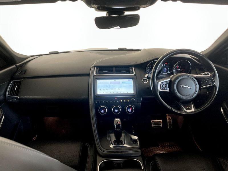 Used Jaguar E-Pace 2018 for sale - 76706097: Photo 3