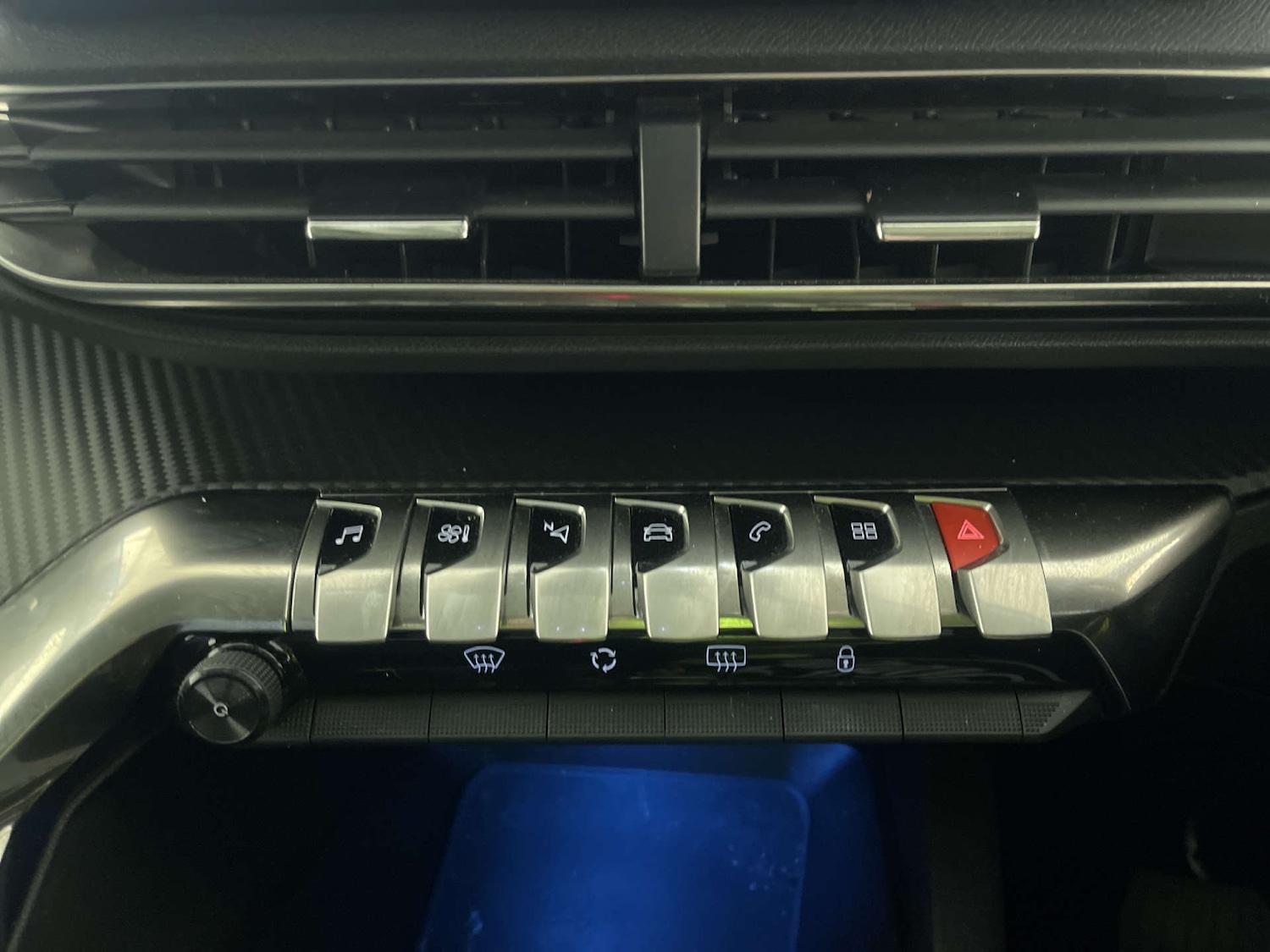 Used Peugeot 3008 2022 for sale - 77920635: Photo 24