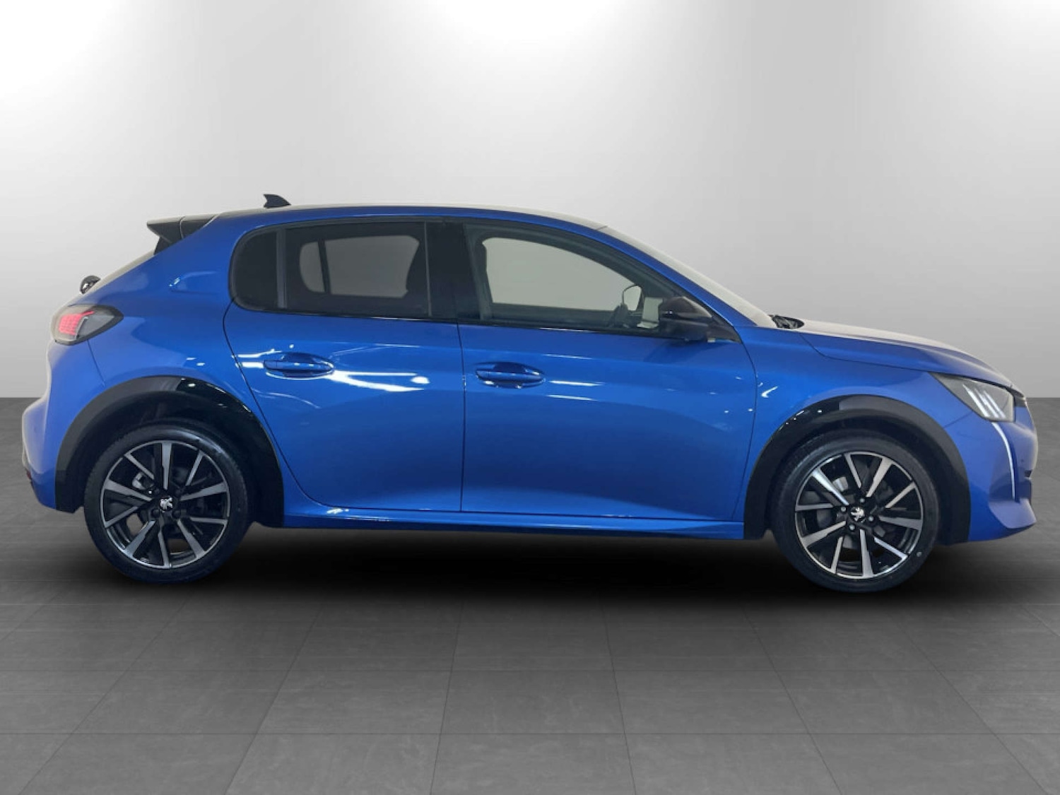 Used Peugeot 208 2023 for sale - 77185927: Photo 11