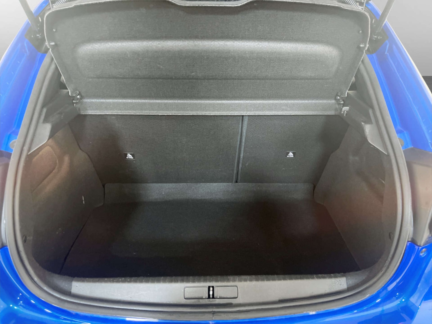 Used Peugeot 208 2023 for sale - 77185927: Photo 15