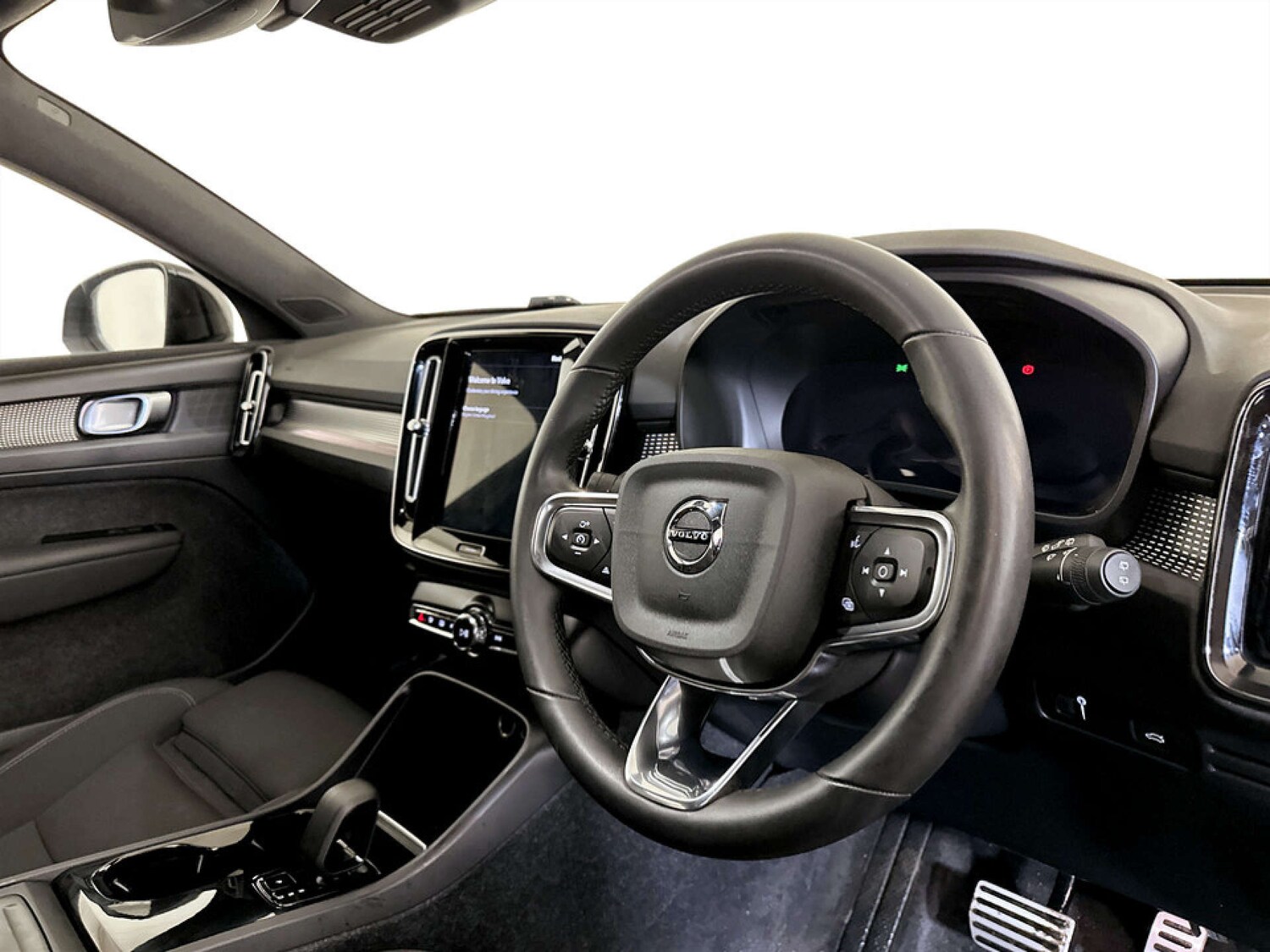 Used Volvo XC40 2022 for sale - 77523380: Photo 15