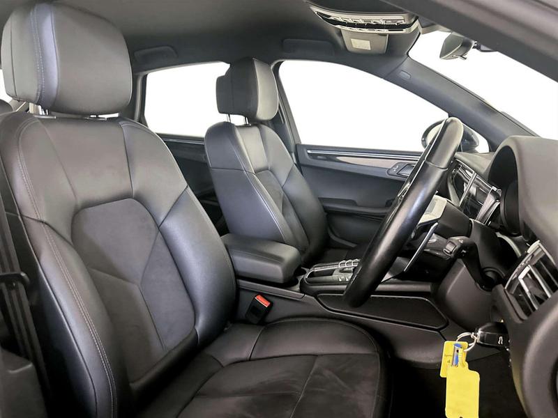 Used Porsche Macan 2020 for sale - 77085277: Photo 13