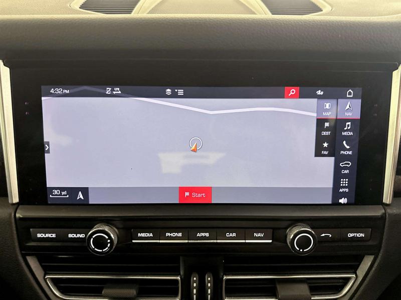 Used Porsche Macan 2020 for sale - 77085277: Photo 24