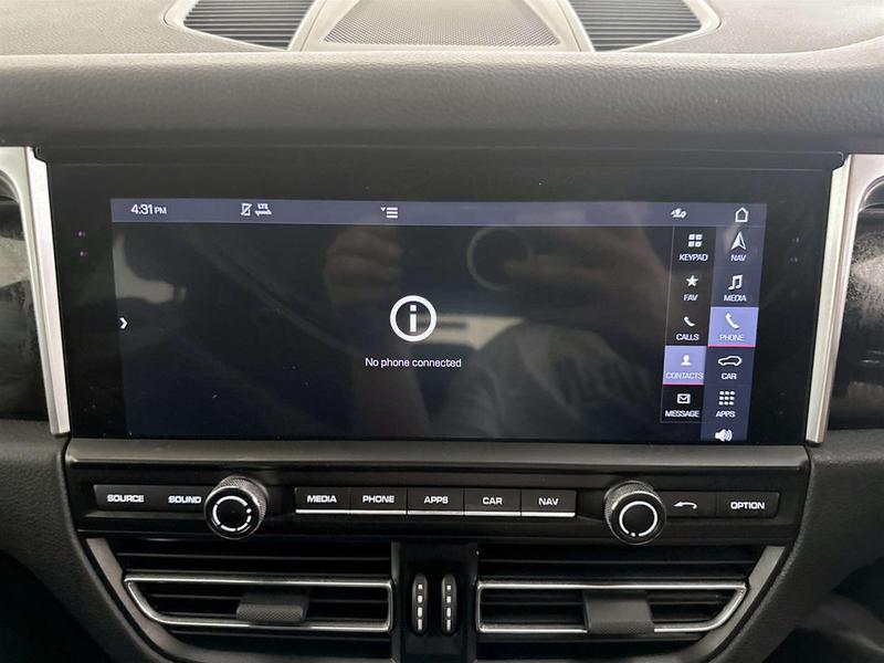 Used Porsche Macan 2020 for sale - 77085277: Photo 25