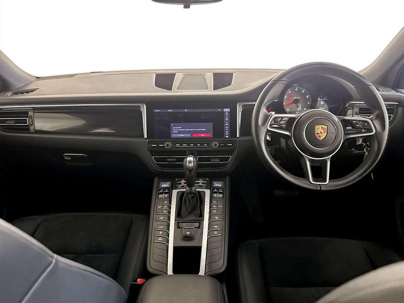 Used Porsche Macan 2020 for sale - 77085277: Photo 3