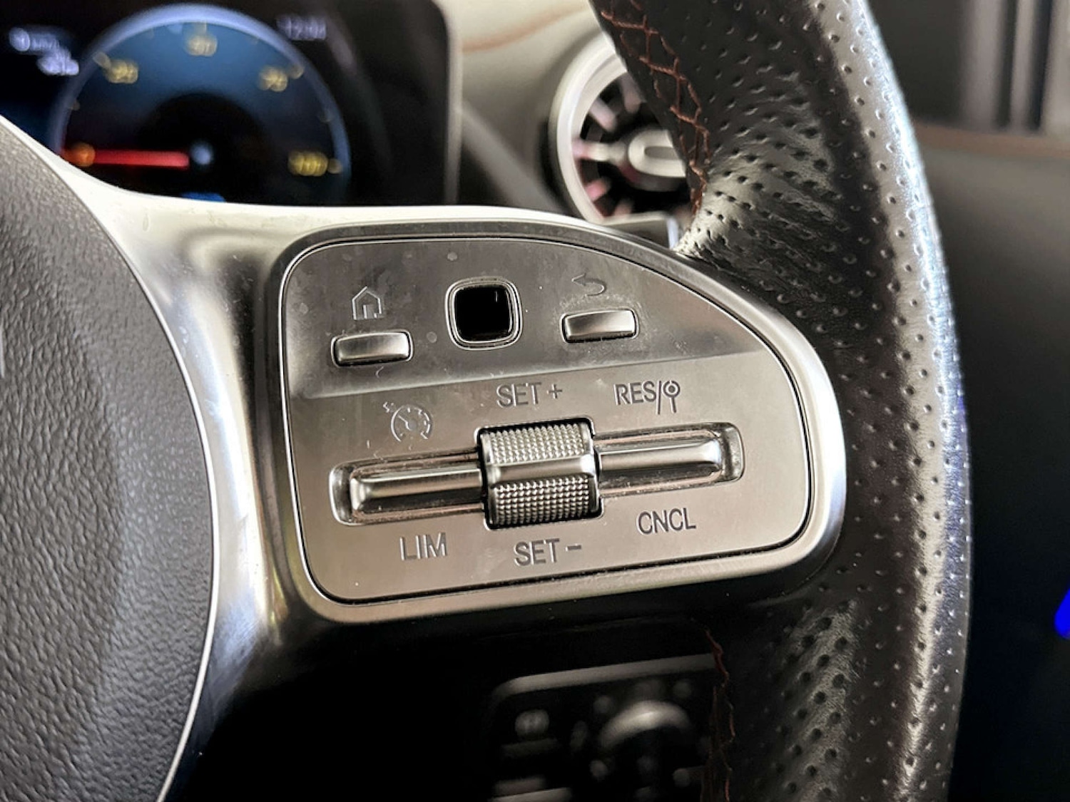 Used Mercedes-Benz EQA 2022 for sale - 77186122: Photo 21