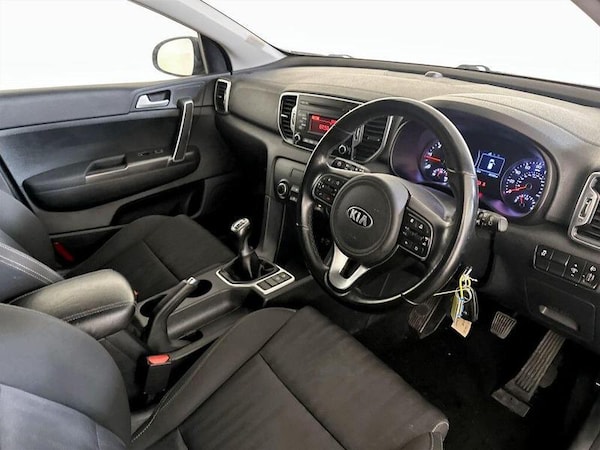 Used Kia Sportage 2017 for sale - 76008636: Photo 17
