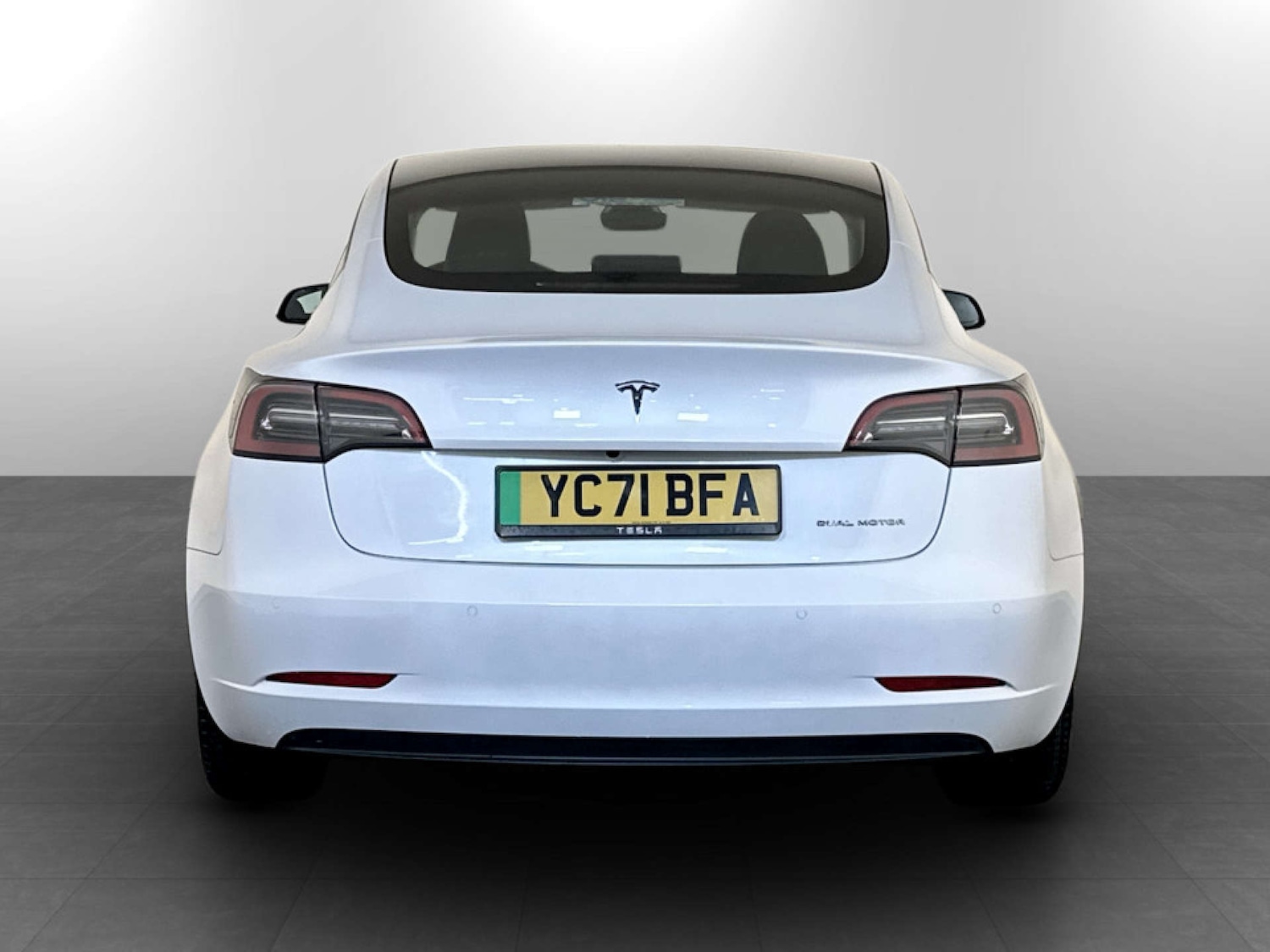 Used Tesla Model 3 2021 for sale - 77285500: Photo 9