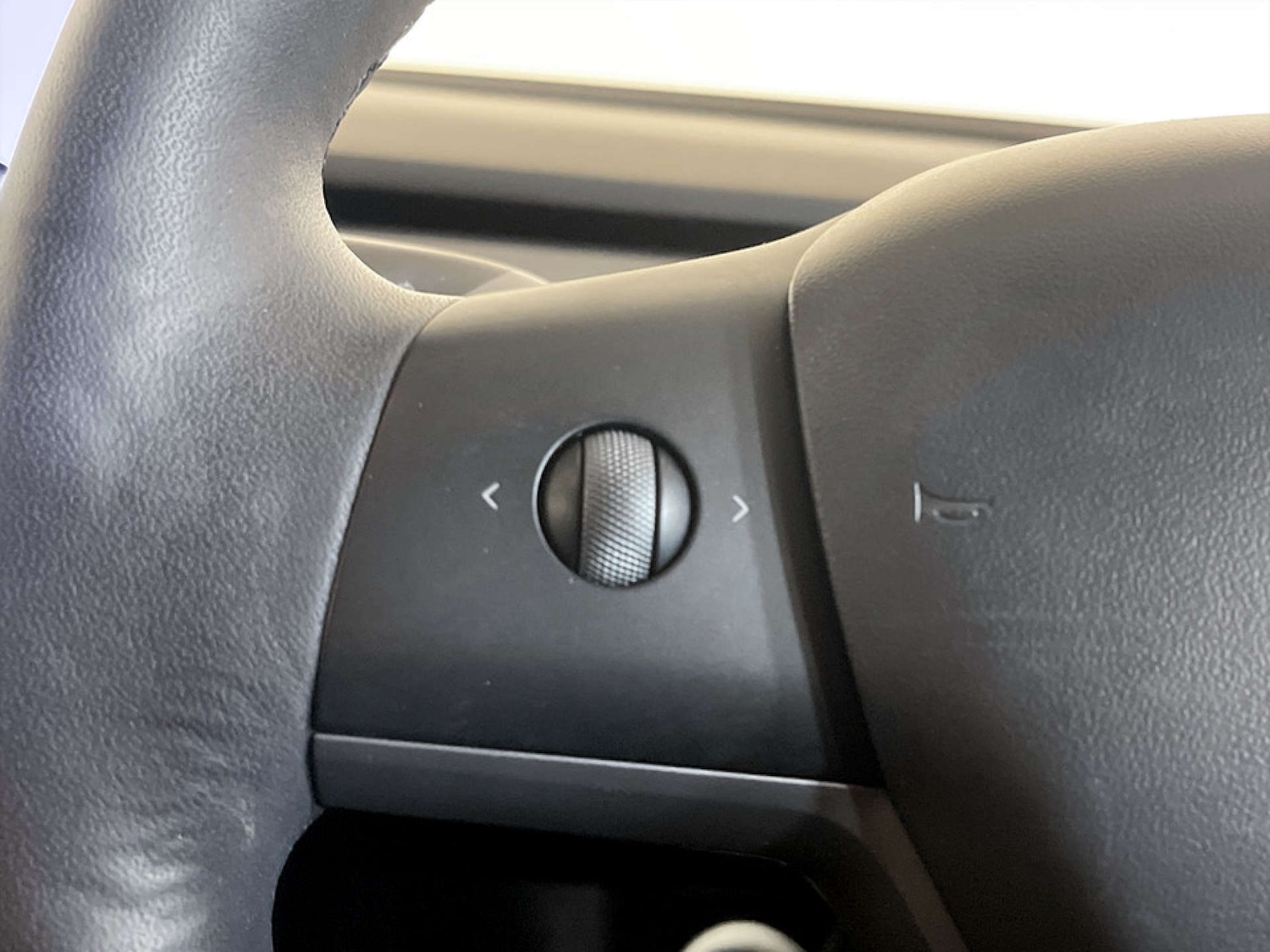 Used Tesla Model 3 2021 for sale - 77186003: Photo 17