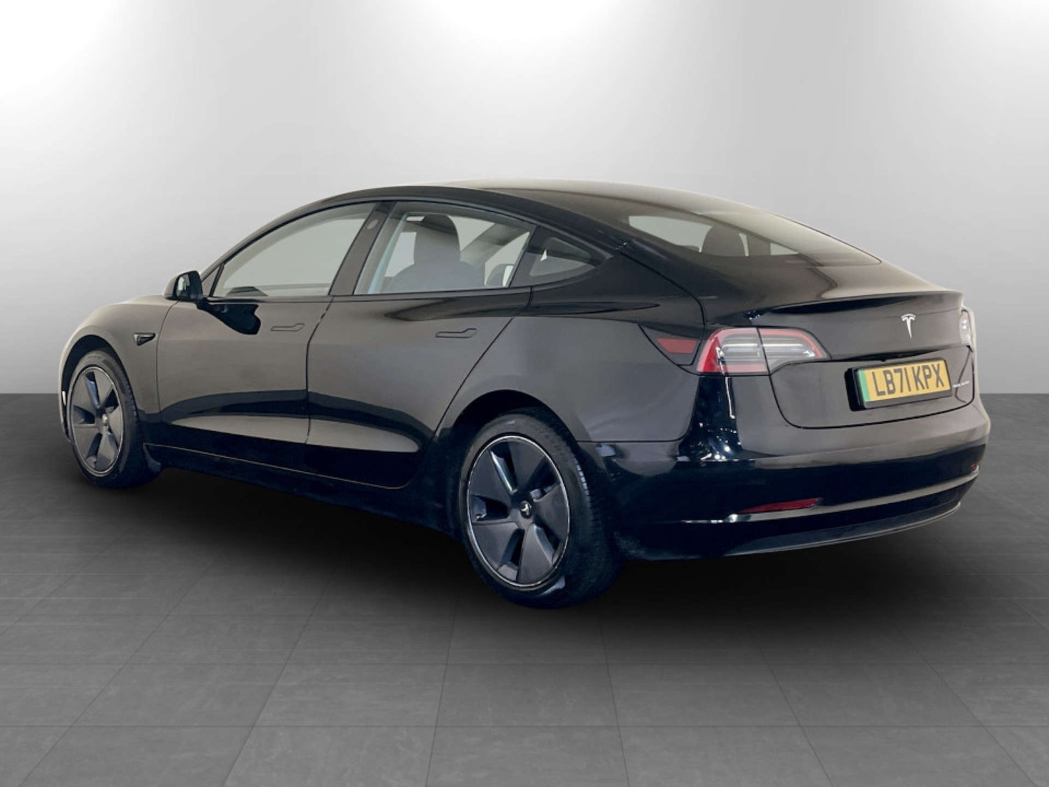 Used Tesla Model 3 2021 for sale - 77186003: Photo 8