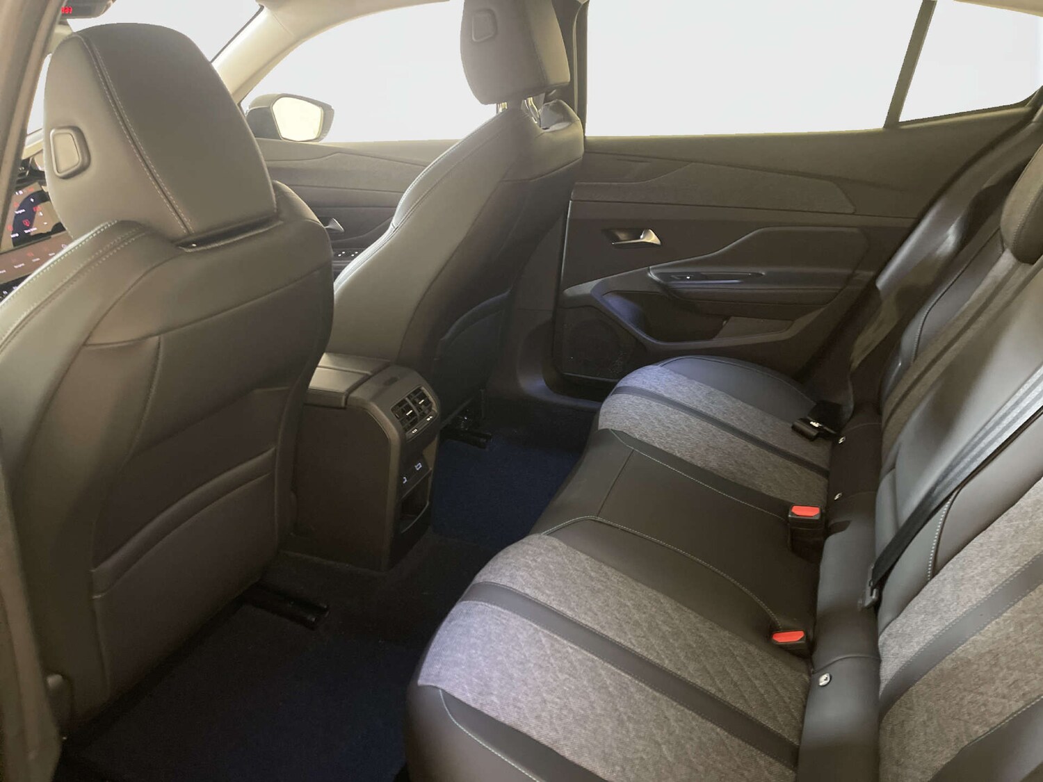 Used Peugeot 408 2024 for sale - 77880465: Photo 14