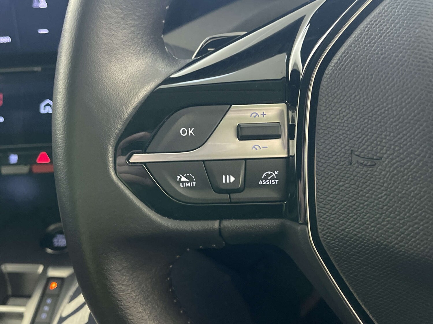 Used Peugeot 408 2024 for sale - 77880465: Photo 18