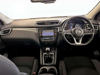 Used Nissan Qashqai 2018 for sale - 76862309: Photo