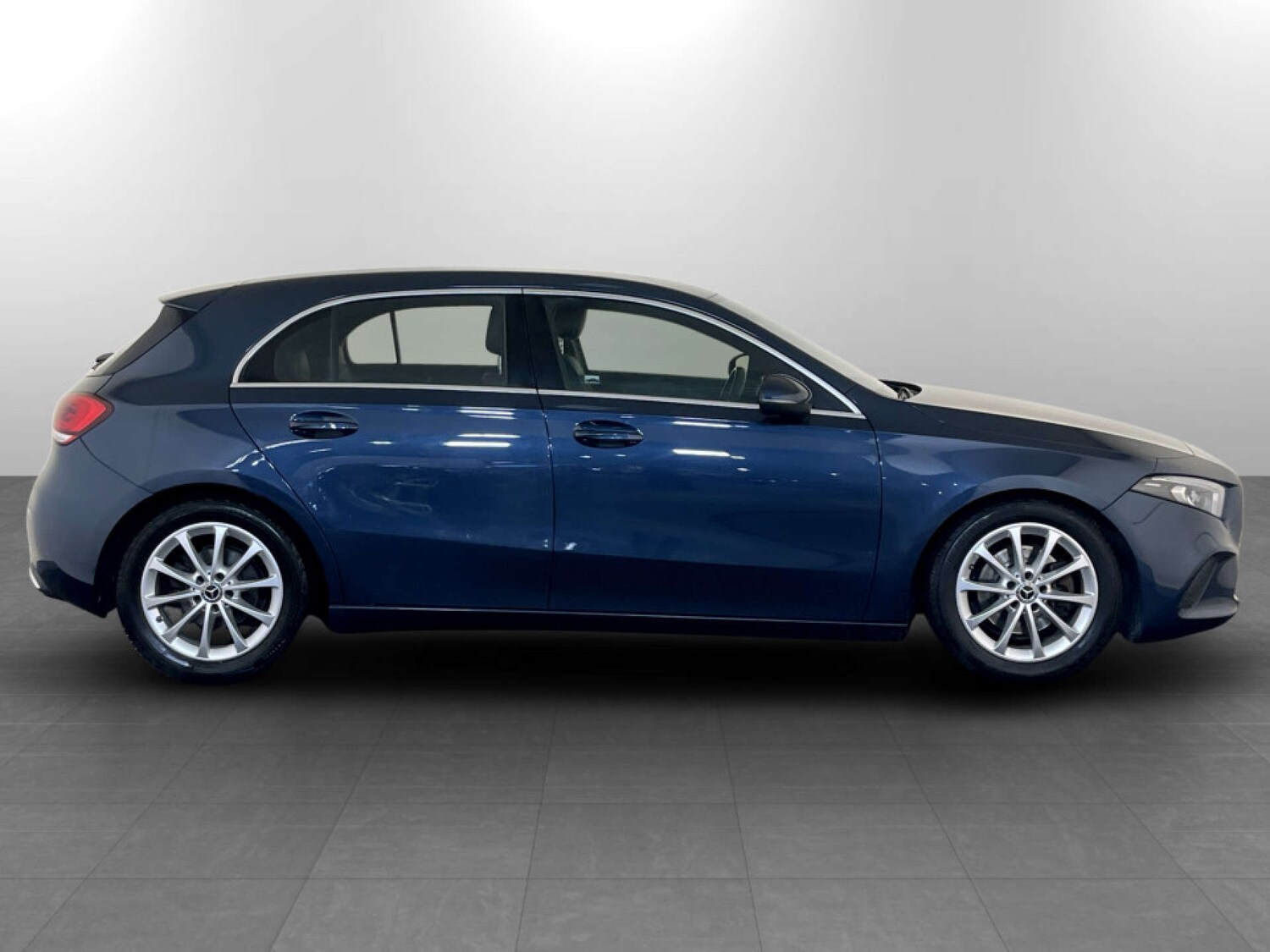 Used Mercedes-Benz A-Class 2019 for sale - 77571353: Photo 11