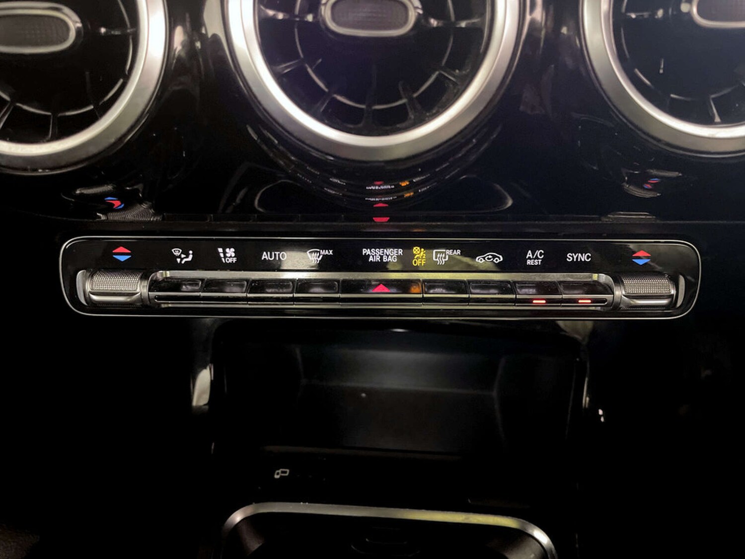 Used Mercedes-Benz A-Class 2019 for sale - 77571353: Photo 25