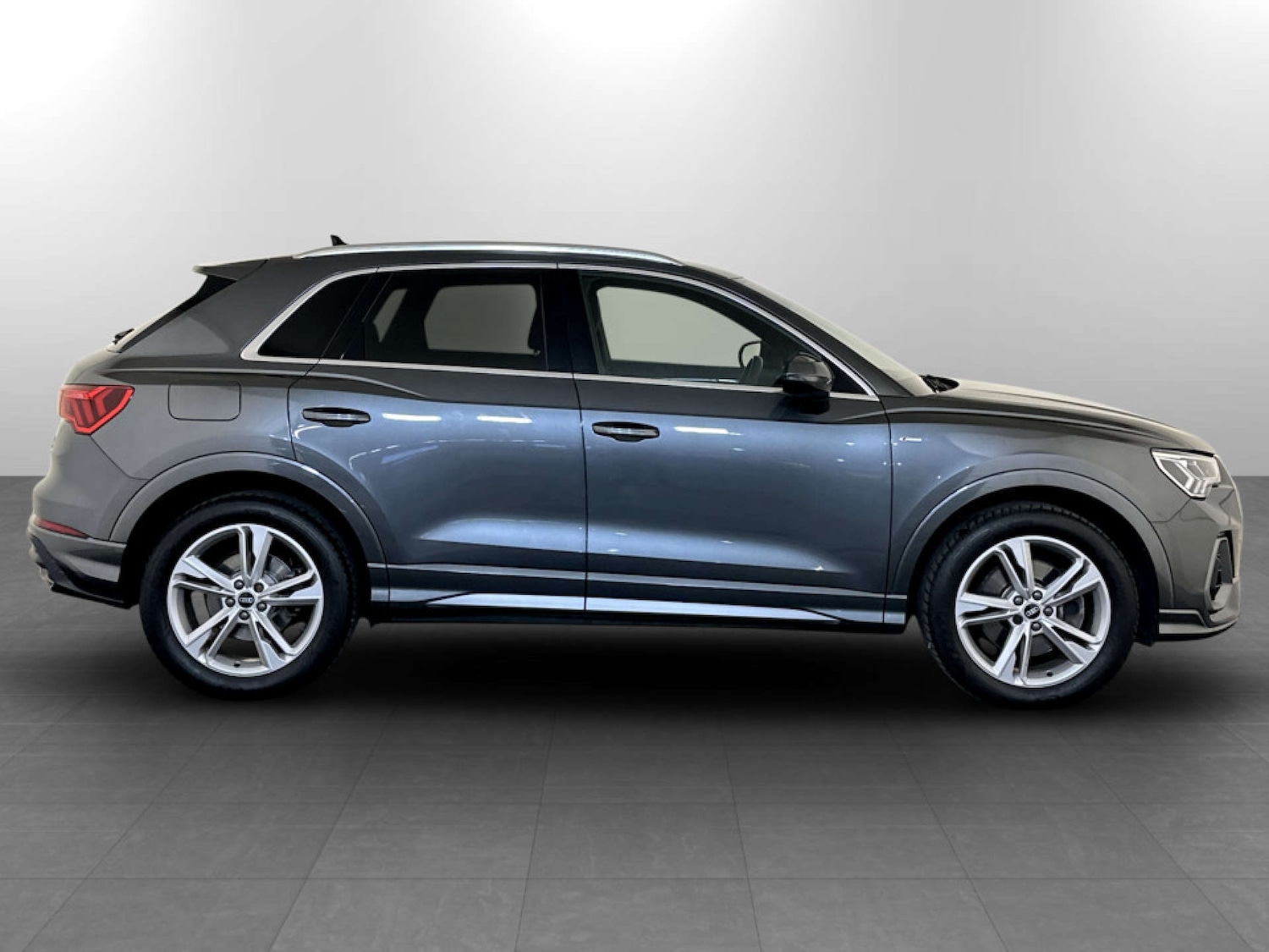 Used Audi Q3 2020 for sale - 77185894: Photo 11