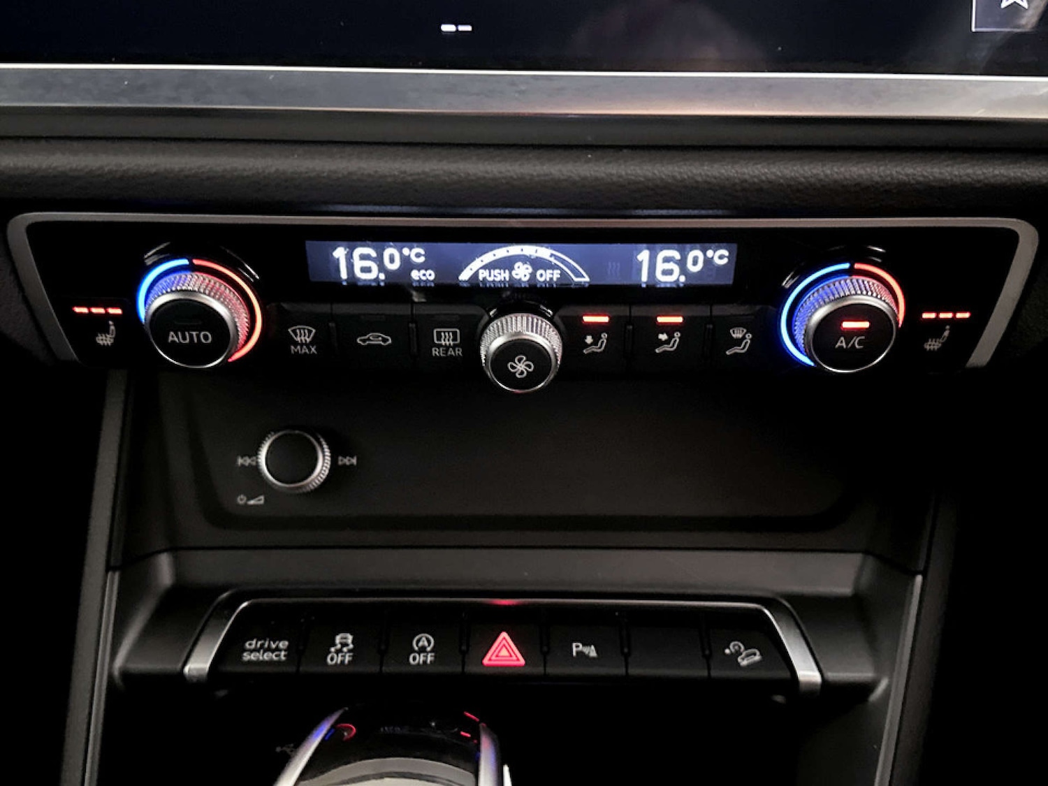 Used Audi Q3 2020 for sale - 77185894: Photo 25