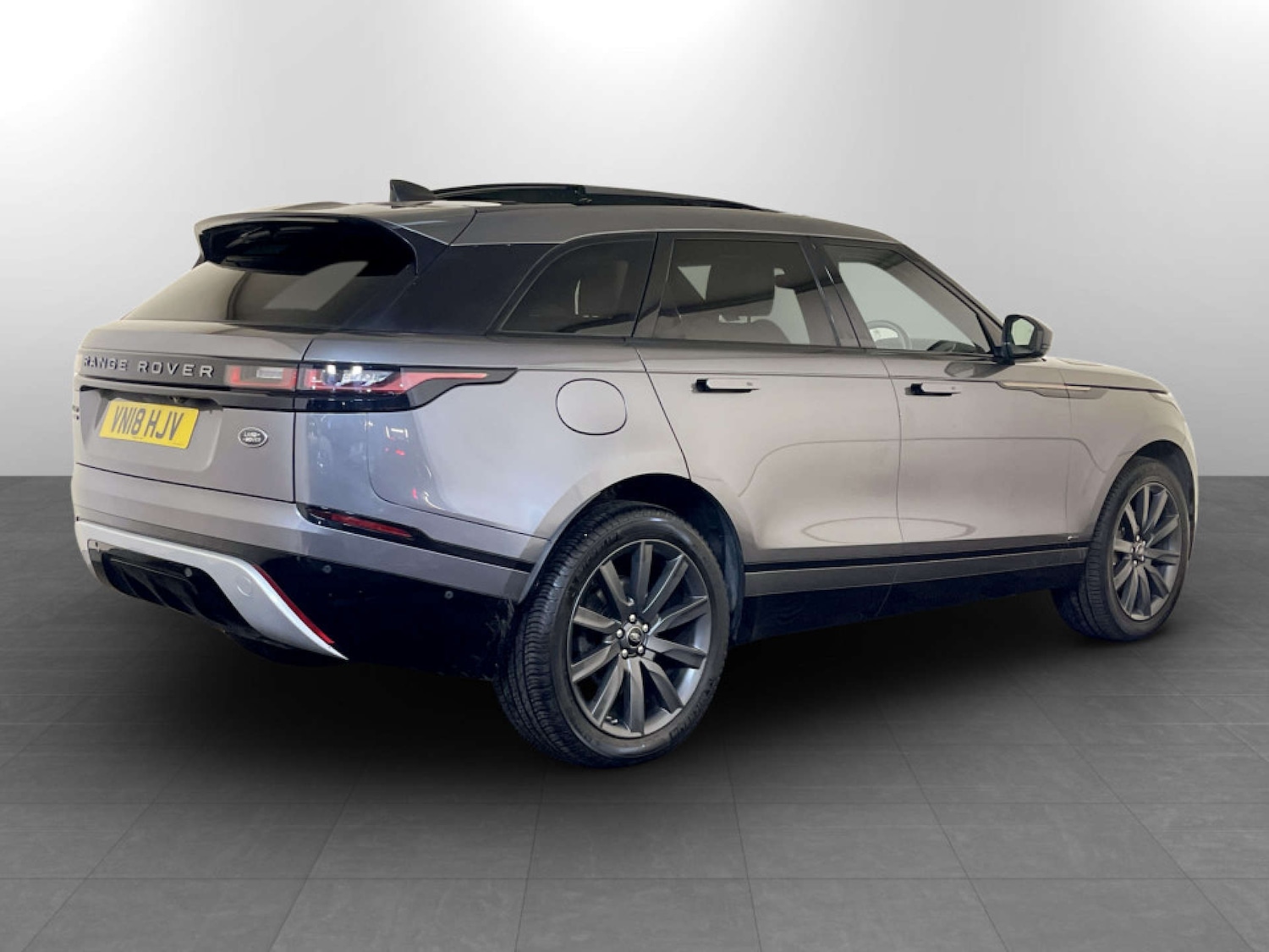 Used Land Rover Range Rover Velar 2018 for sale - 77185925: Photo 10