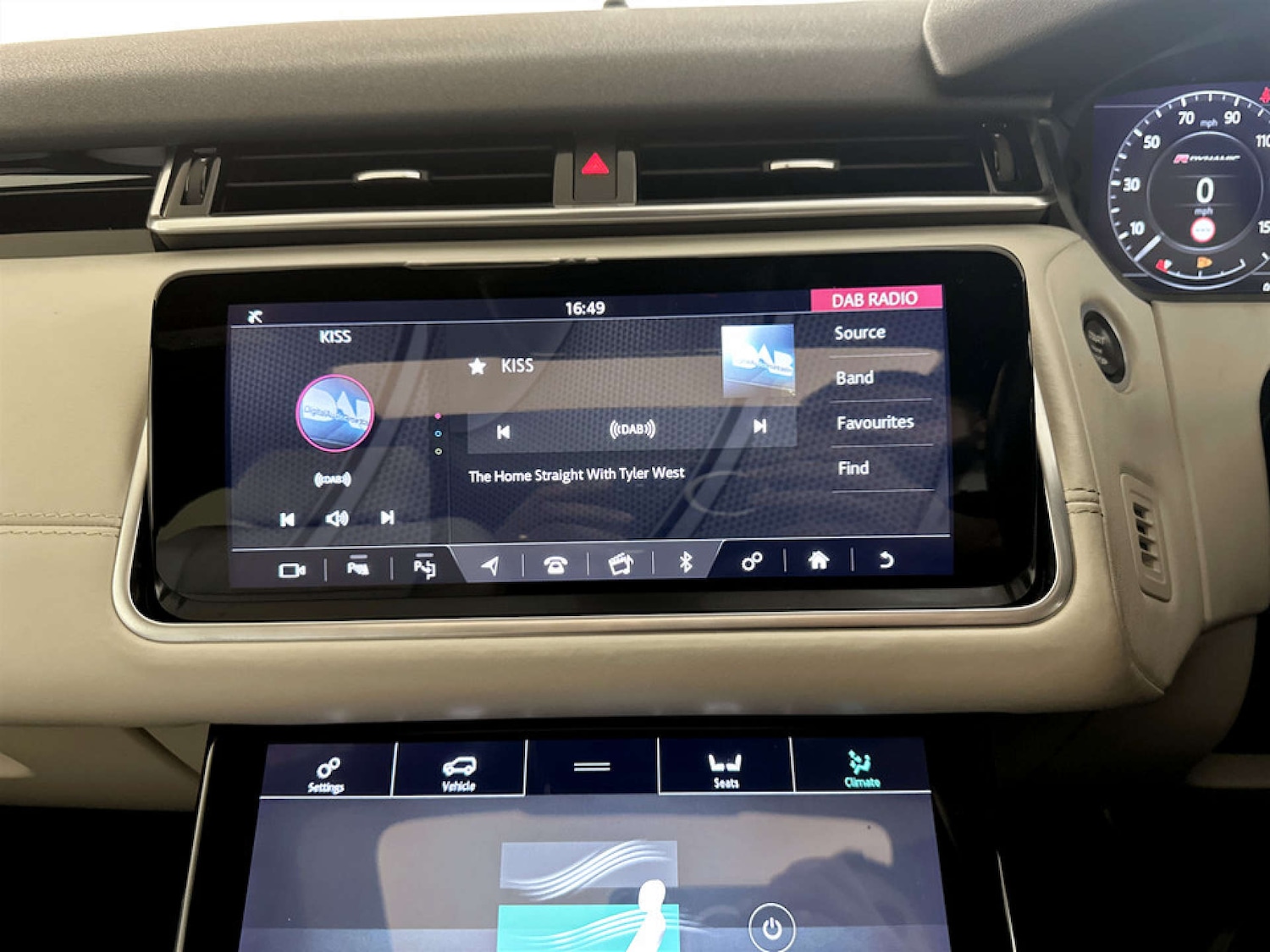 Used Land Rover Range Rover Velar 2018 for sale - 77185925: Photo 23