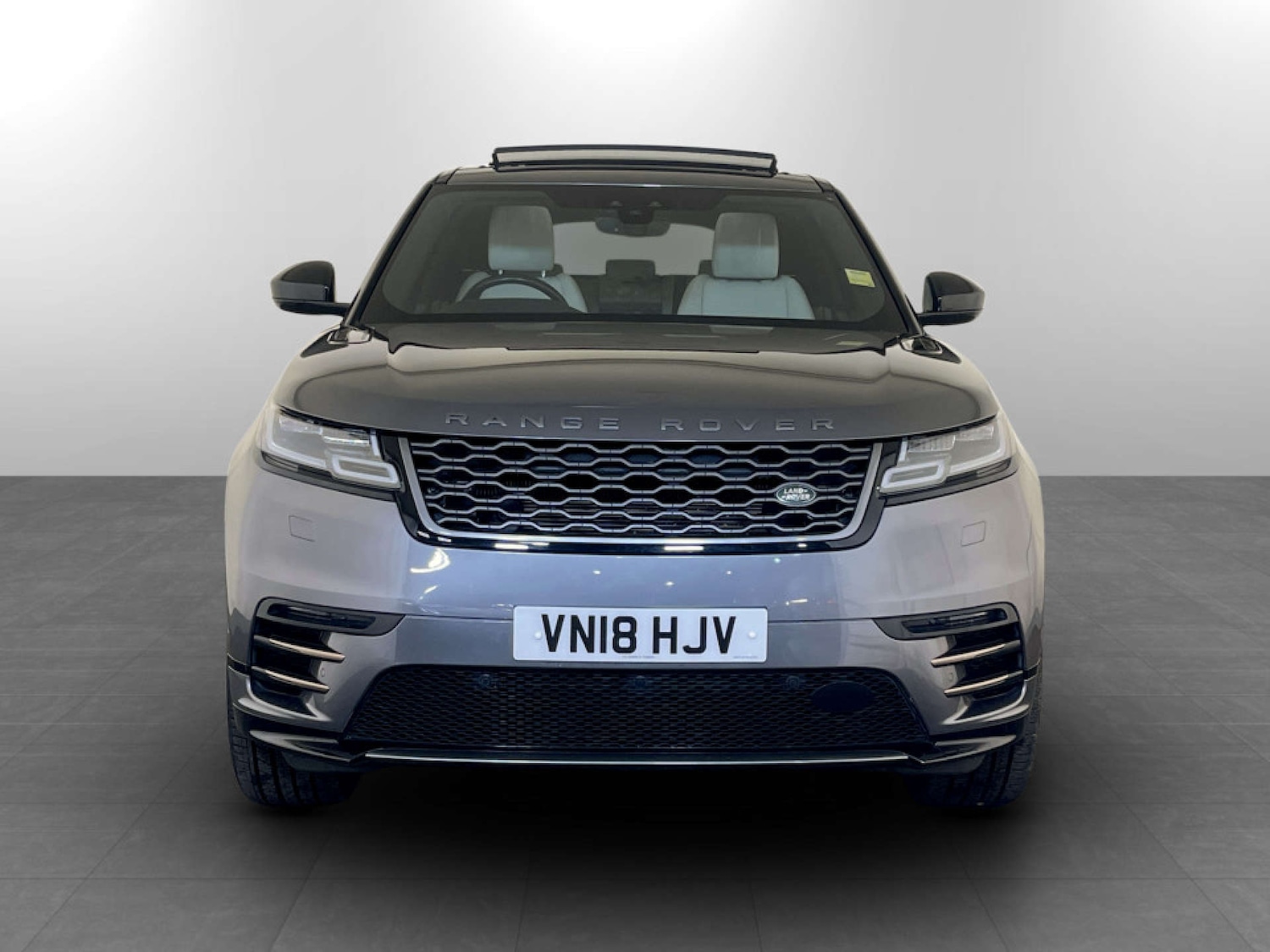 Used Land Rover Range Rover Velar 2018 for sale - 77185925: Photo 5