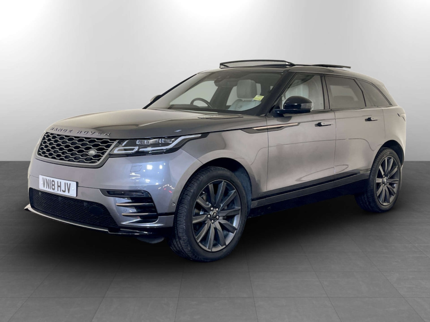 Used Land Rover Range Rover Velar 2018 for sale - 77185925: Photo 6