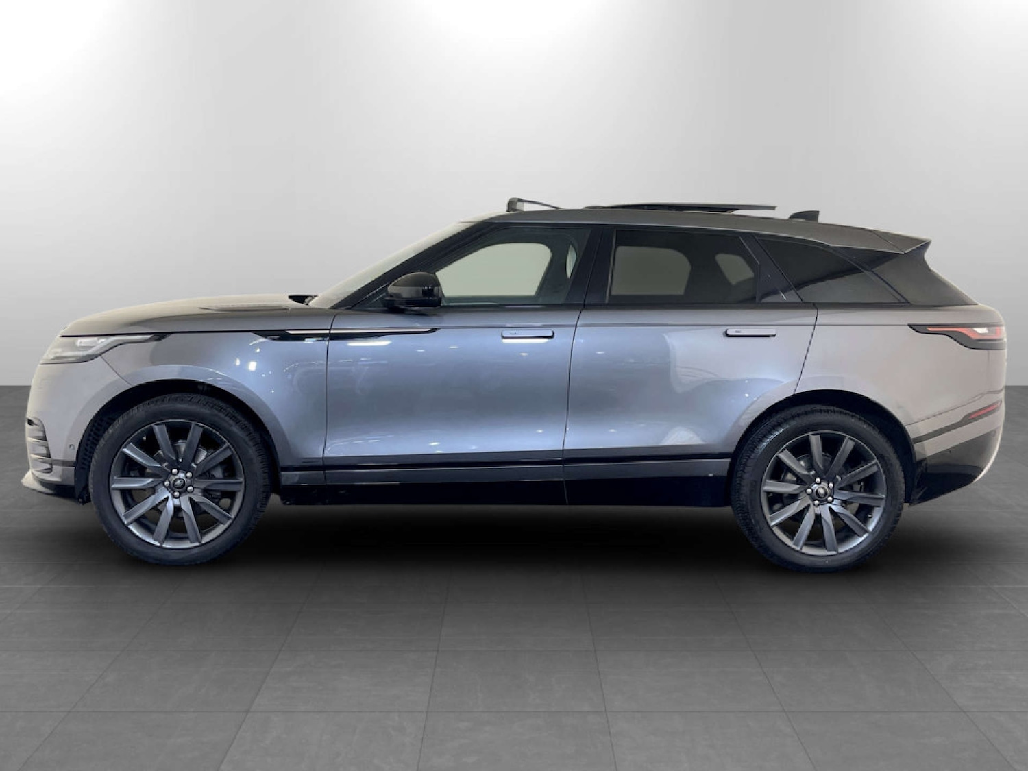 Used Land Rover Range Rover Velar 2018 for sale - 77185925: Photo 7