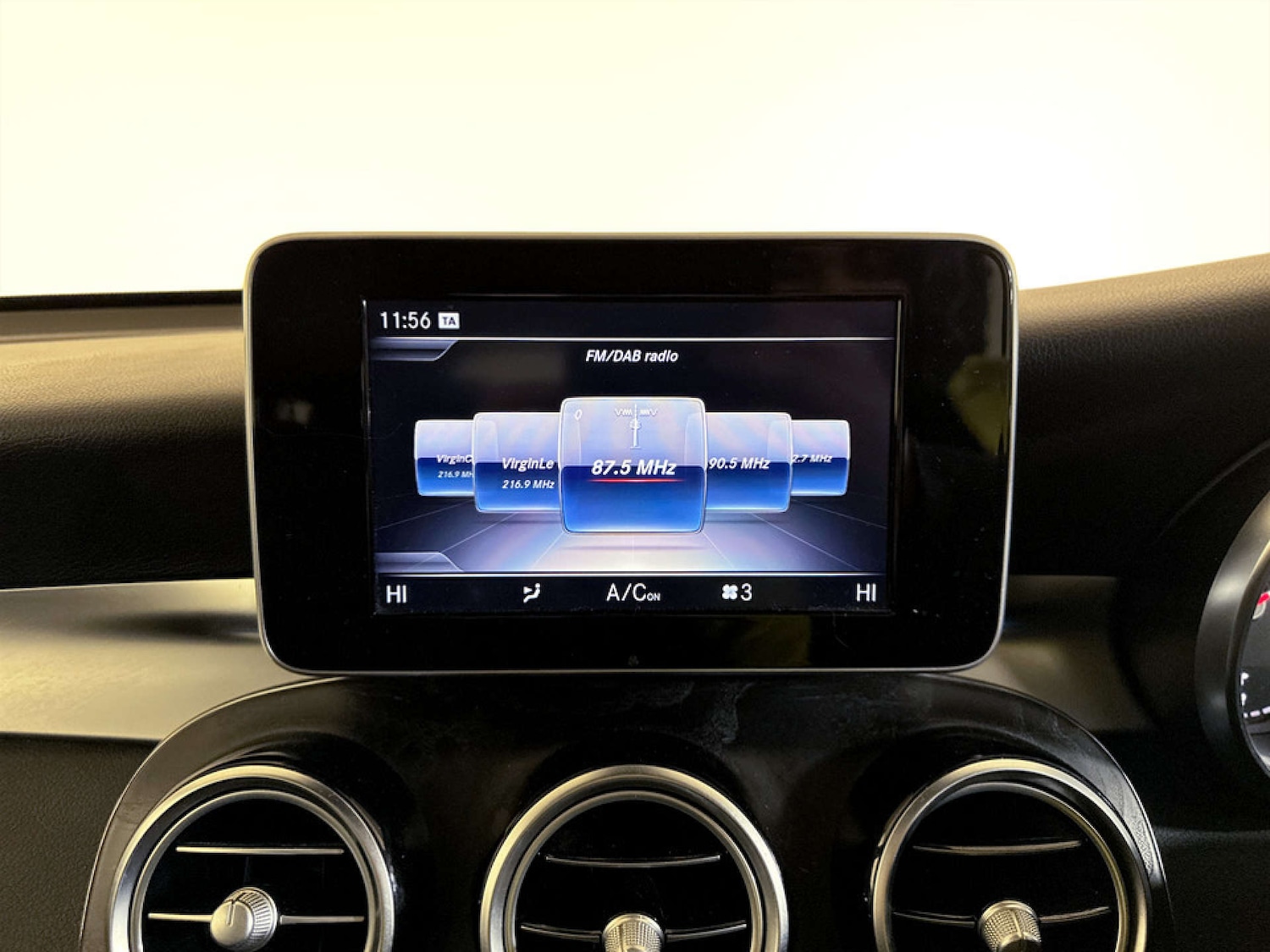 Used Mercedes-Benz GLC 2018 for sale - 77185907: Photo 28