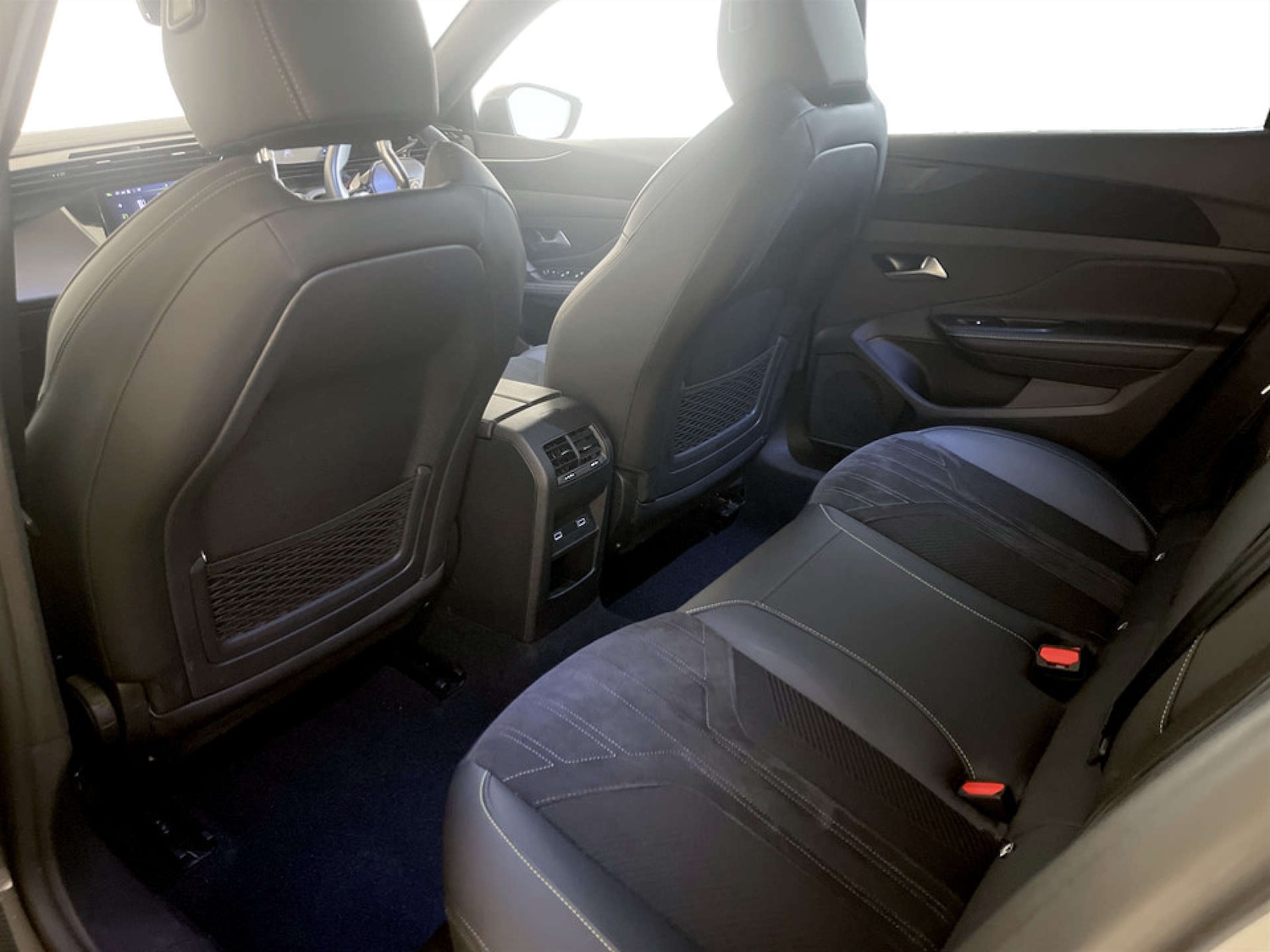 Used Peugeot 408 2024 for sale - 77470011: Photo 14