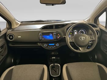 Used Toyota Yaris 2019 for sale - 79649293: Photo
