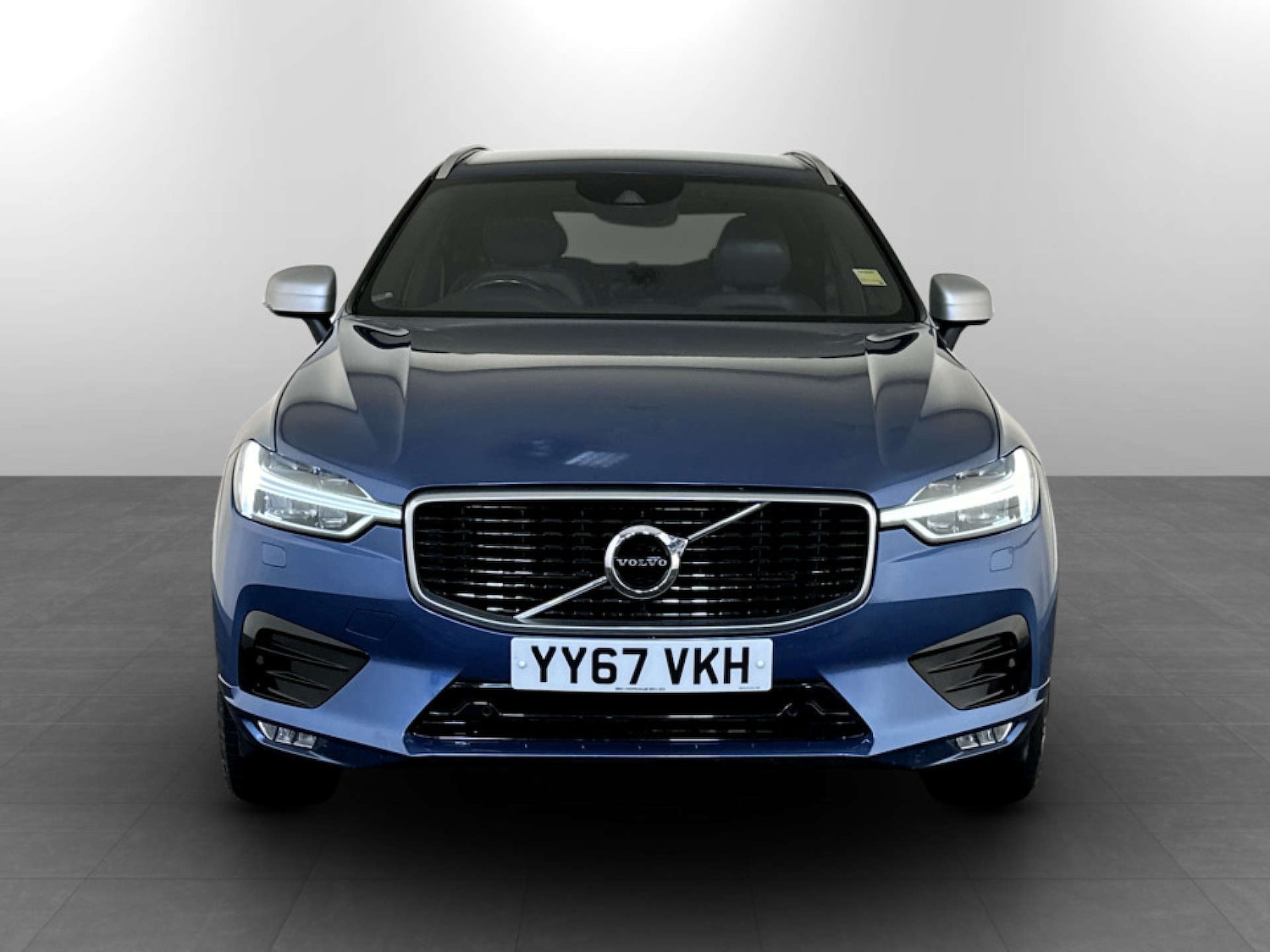 Used Volvo XC60 2017 for sale - 77667869: Photo 5